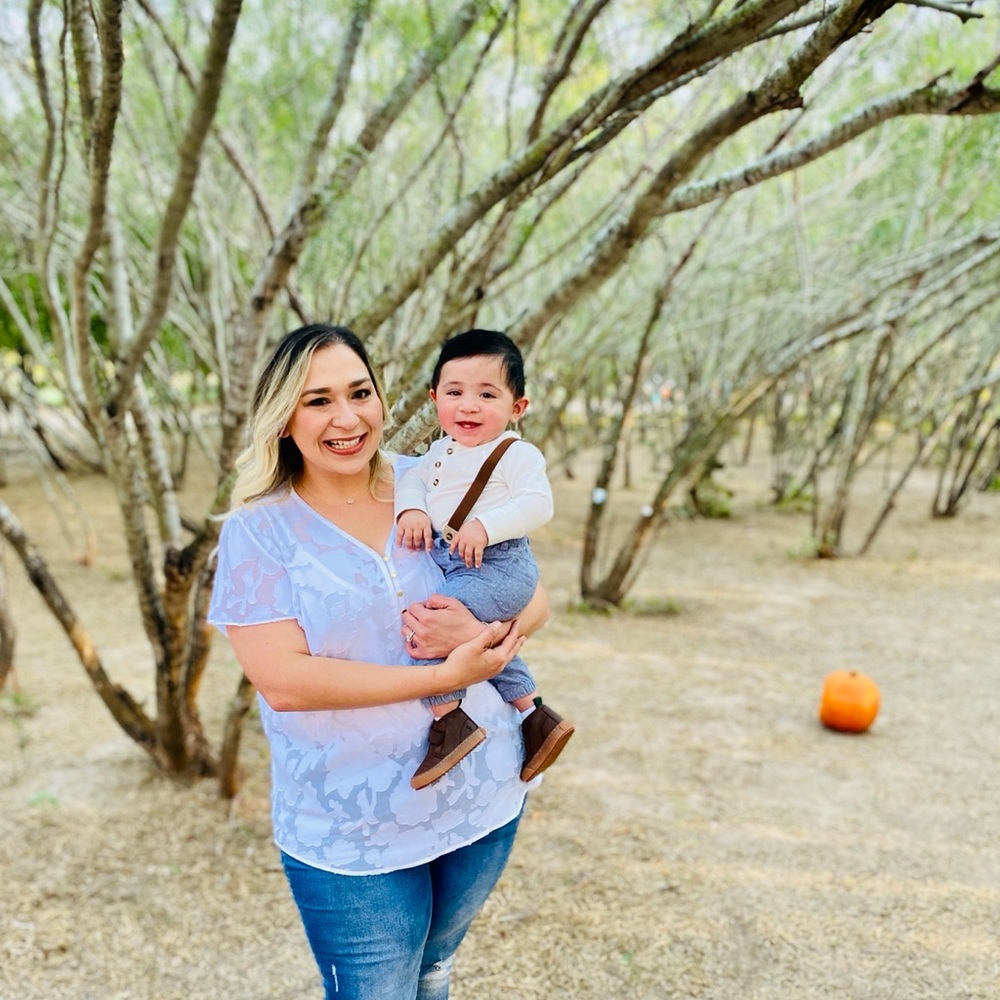 Meet your Posher, Monica